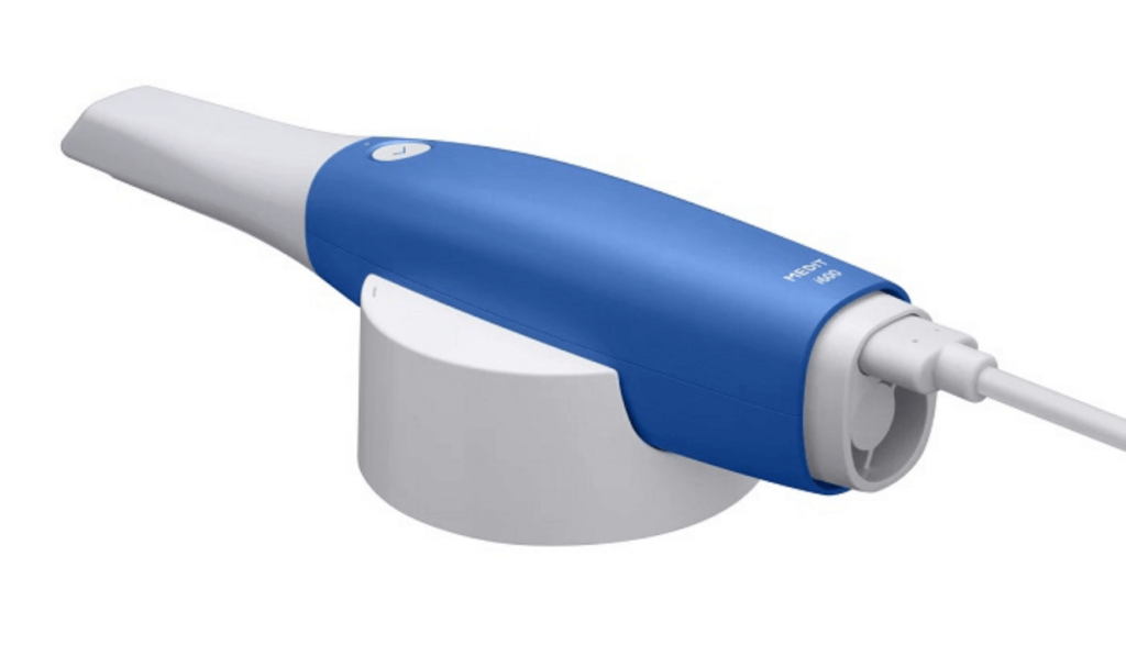 Medit i600 blue intraoral scanner