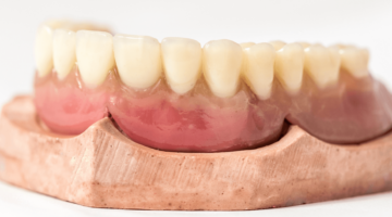 Immediate dentures image